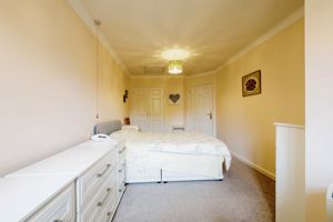 BEDROOM- click for photo gallery